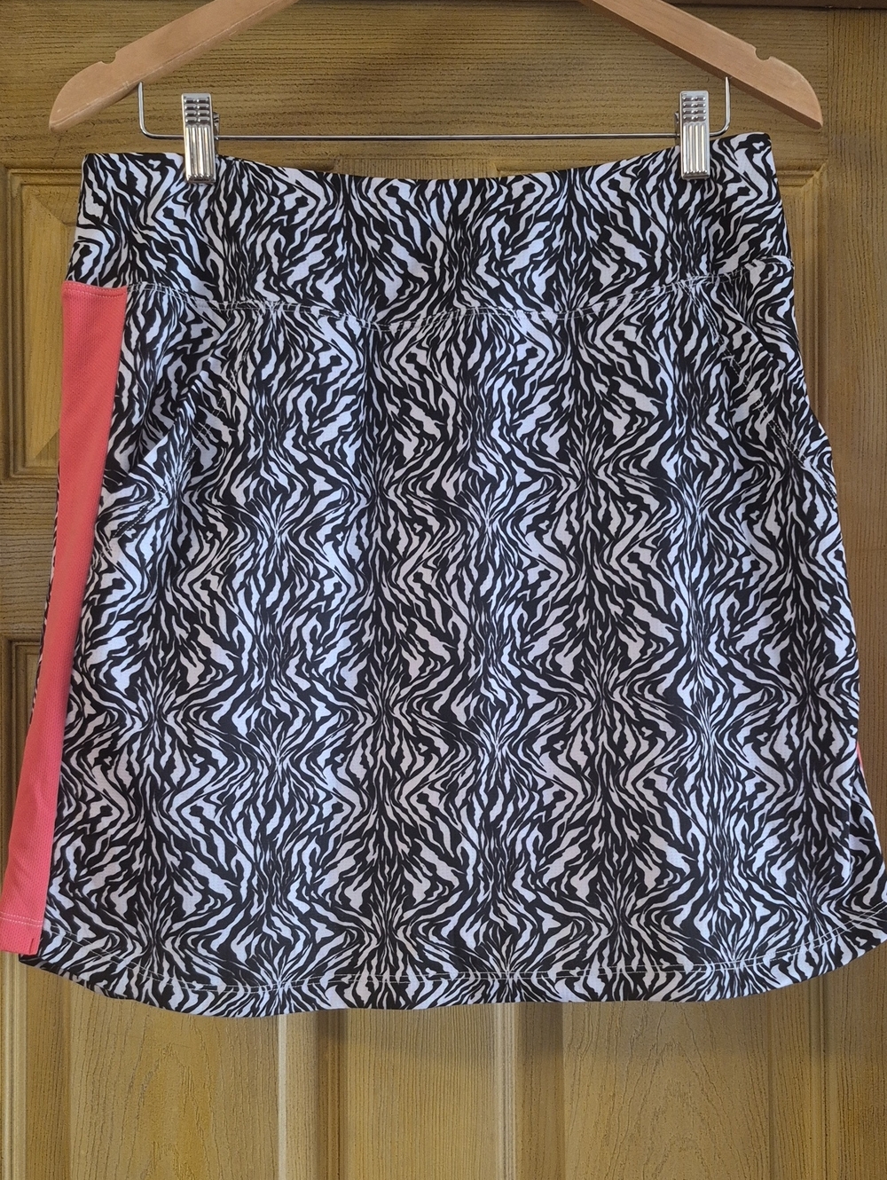 Black & White Zebra Print Skort with Coral Side Panel Side & Back Pockets Large